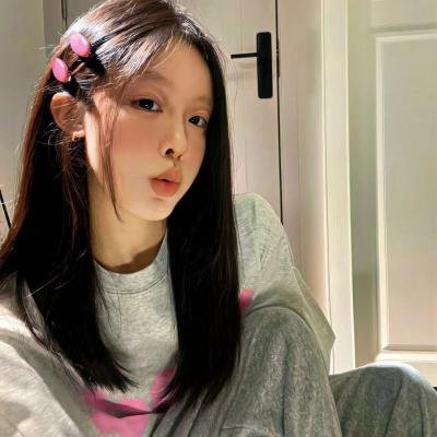 量产型璃子-另一位模型女子的人生组装记-